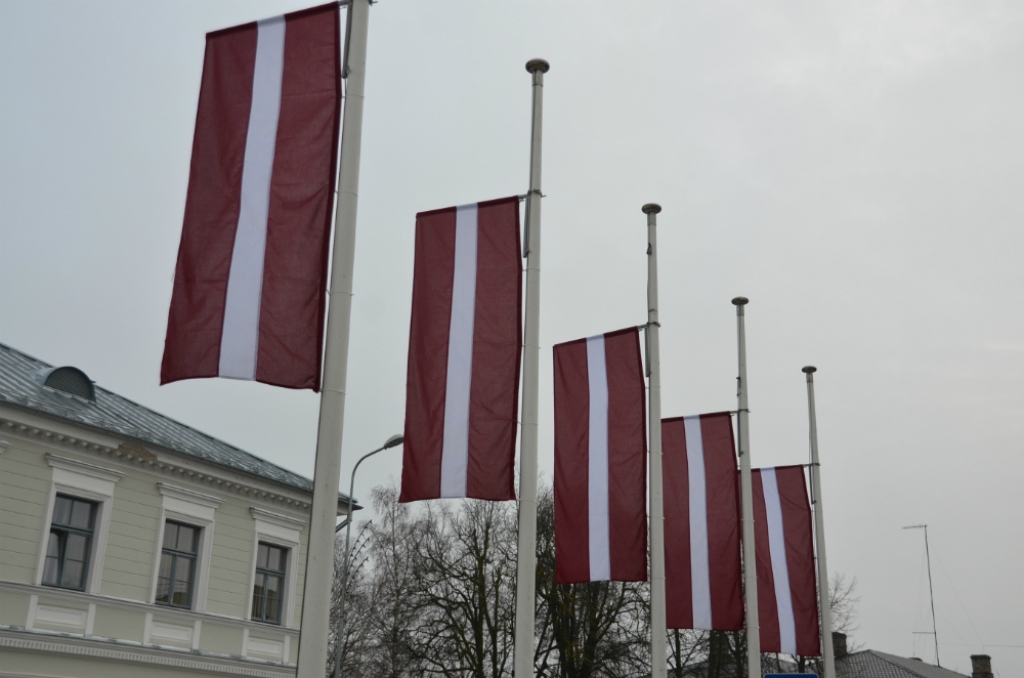 Jēkabpils Goda pilsoņa nosaukums piešķirts Annai Korņejevai un Ivanam Lavrinovičam