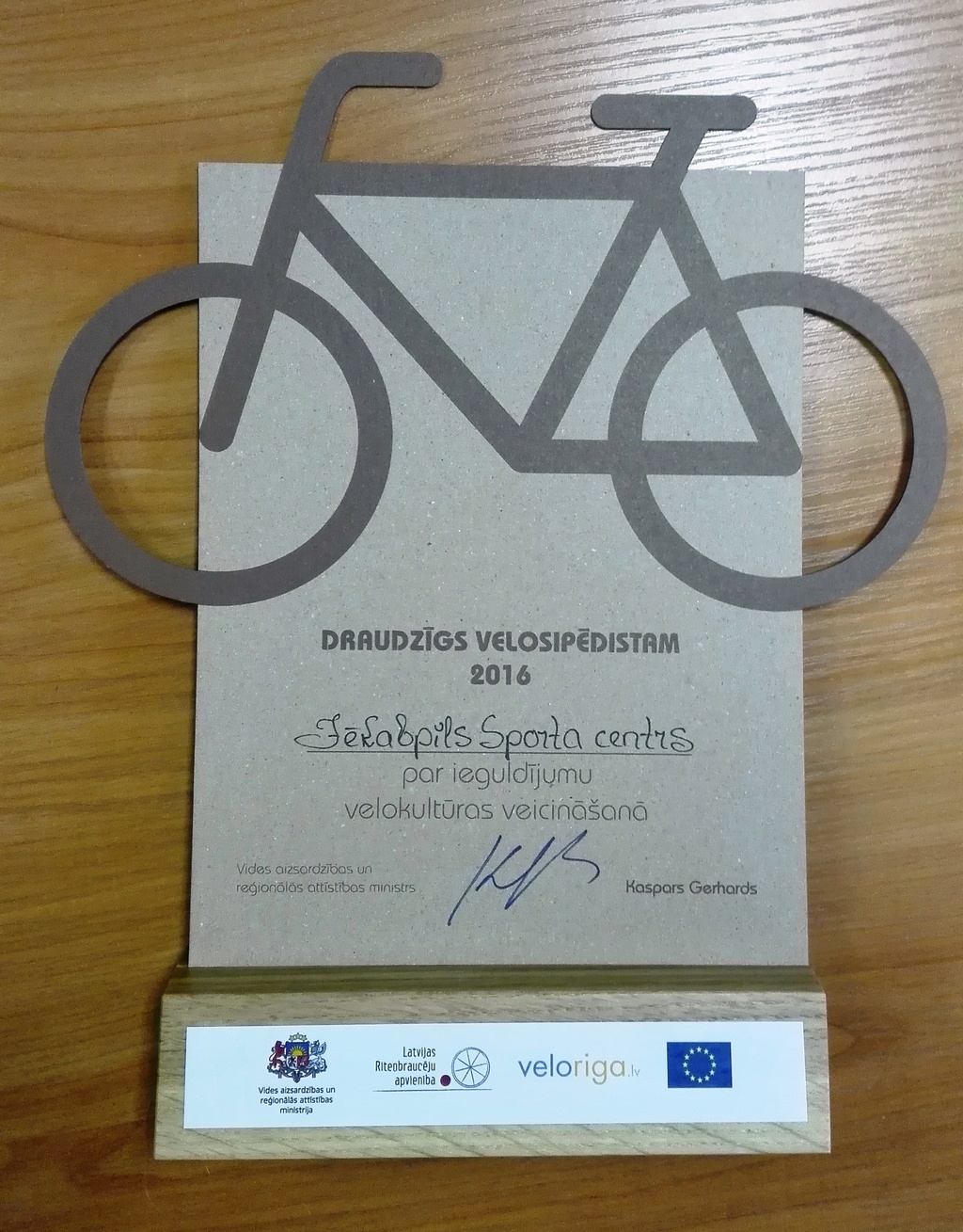 Jēkabpils Sporta centrs saņem apbalvojumu “Draudzīgs velosipēdistam”