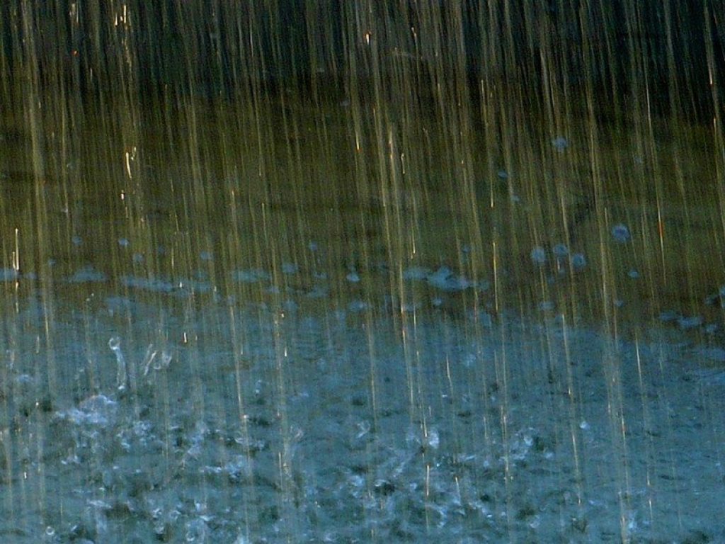 Pirmdienas lietusgāzes - līdz šim stiprākās šovasar