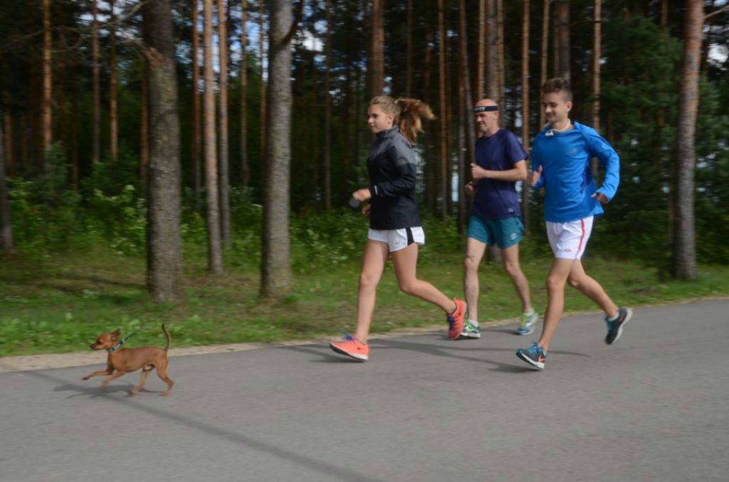 Pilsētai svētkos jēkabpilieši dāvina veselības kilometrus (FOTO)