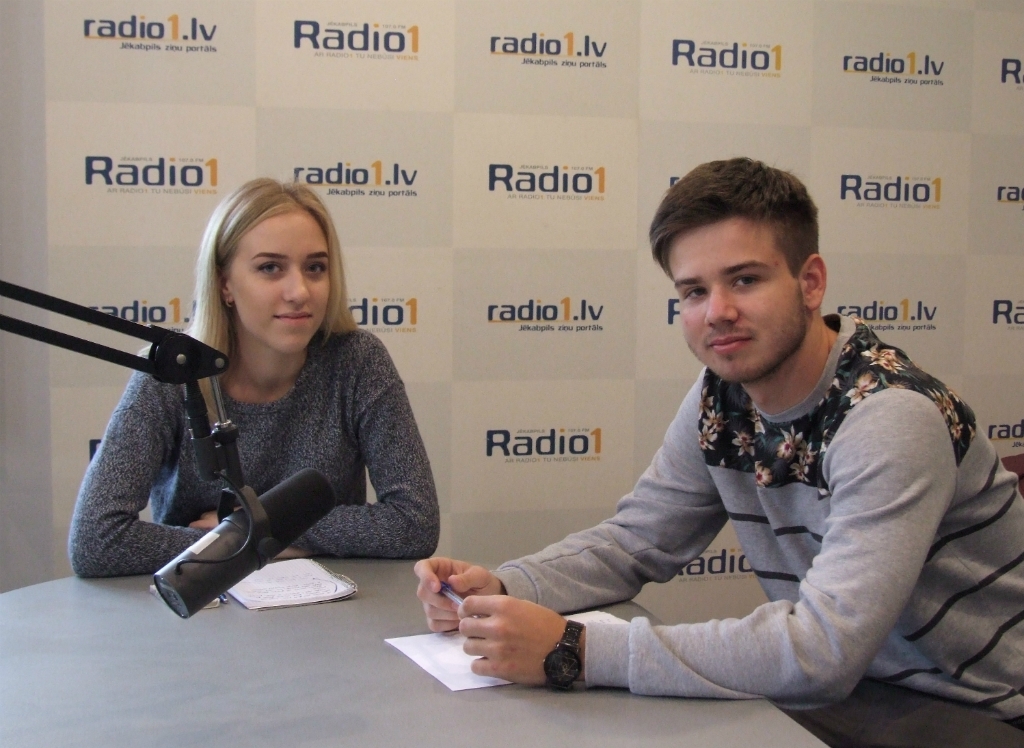 Jēkabpils 3.vidusskolas skolēni karjeras nedēļā iepazīst Radio1 (AUDIO)