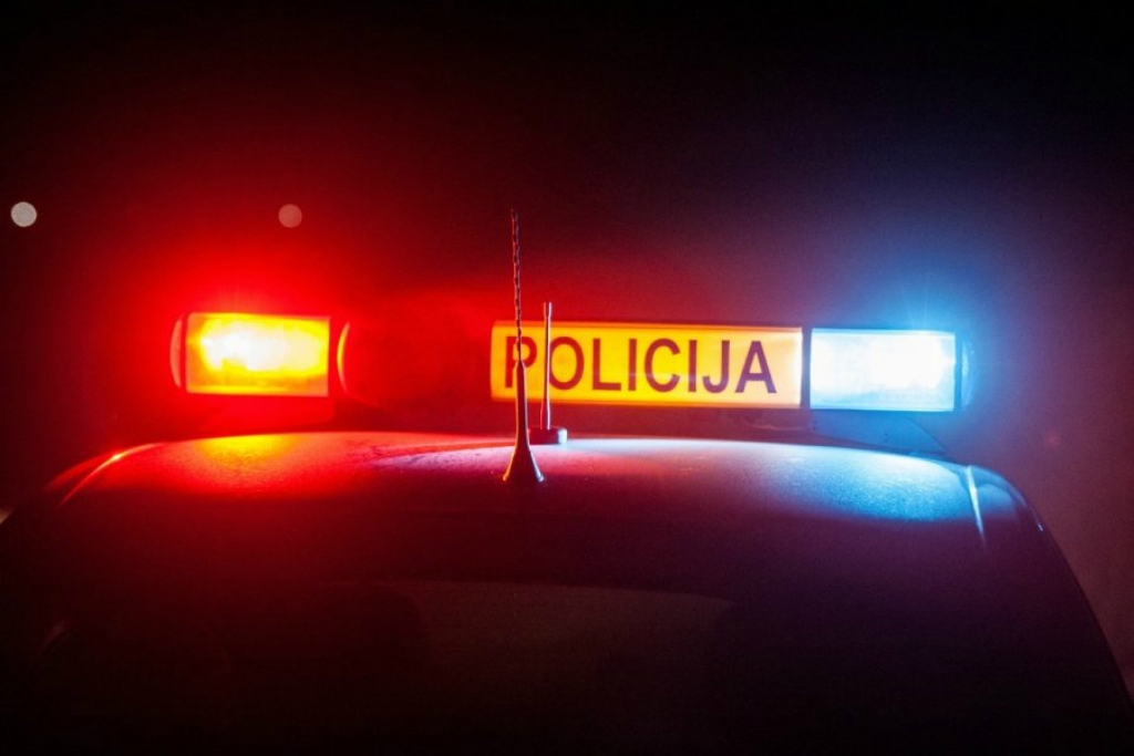 Jēkabpils policiju aicina izšķirt kautiņu un savaldīt trokšņotājus