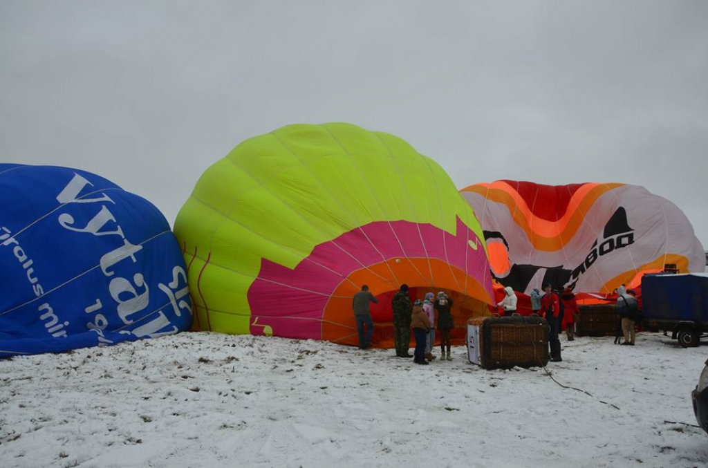 Zemessardze sniedz atbalstu ziemas gaisa balonu festivālā "Love Cup 2016"