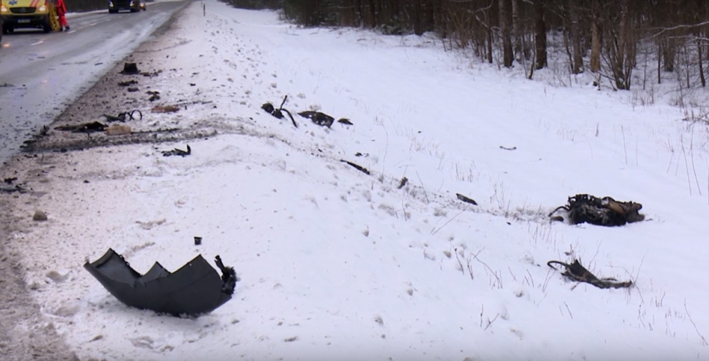 Kūku pagastā bojā gājušo tuvinieki meklē traģiskās avārijas aculieciniekus