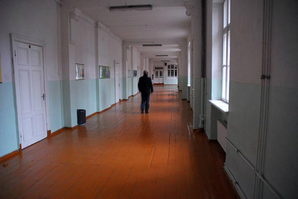 Jēkabpilī uz deviņām streikojošām mācību iestādēm bija atnākuši 16 skolēni