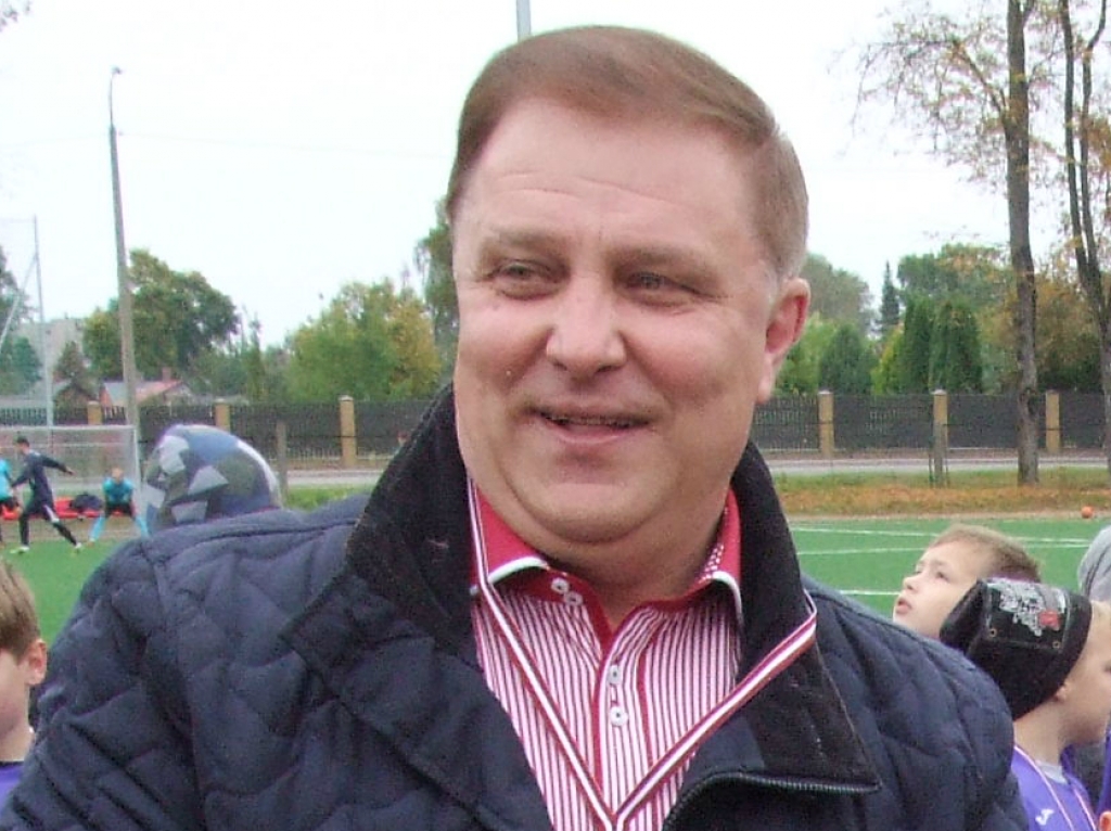 Opozīcijai neizdodas no amata gāzt Jēkabpils vicemēru tautsaimniecības jautājumos Andri Rutko