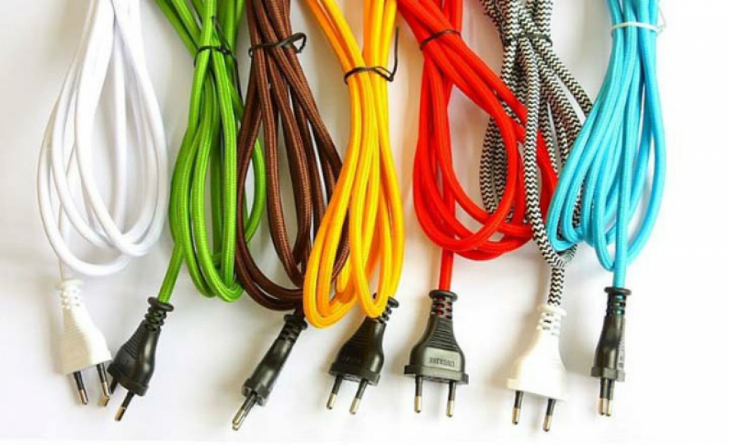 Jēkabpilī no uzņēmuma teritorijas nozog elektrības vadus