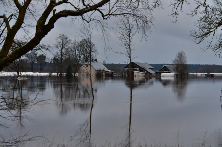 Mums raksta: Vai arī šogad Jēkabpils novada pašvaldība sniegs finansiālu atbalstu plūdos cietušajām mājsaimniecībām?