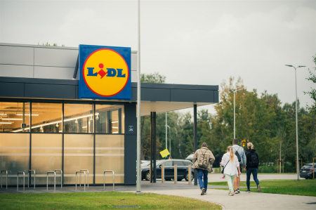 “Lidl” pielāgo darba stundas svētku ritmam un rūpējas par savējiem