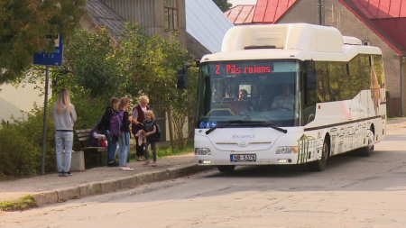 Atjaunota maršruta autobusu satiksme Jēkabpilī, Jaunā ielā