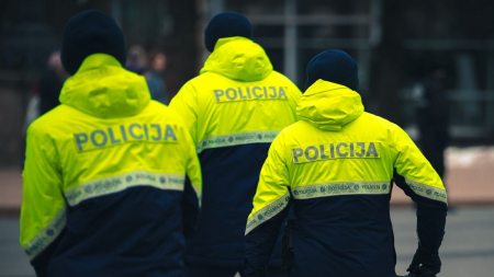 Zemgalē policija aptur vairāku nelegālo rūpalu darboņus 