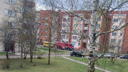 Pagājušajā naktī Elkšņu pagastā dzēsta degoša dzīvojamā ēka, brīvdienās kūlas ugunsgrēki