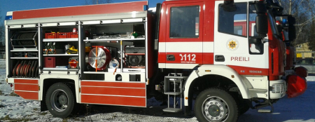 Aglonā dzēsta degoša kravas automašīna, Skrīveros kūlas ugunsgrēks