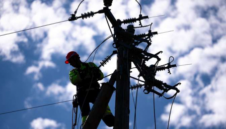 Pēc augusta vētras Latvijā novērsti 3765 elektrolīniju bojājumi