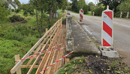 Līvānu novadā atjauno tiltu pār Ošas upi