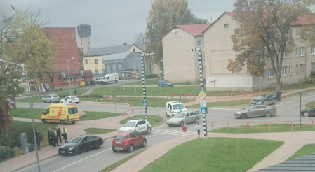 Jēkabpilī, krustojumā, notriec nepilngadīgu velosipēdistu
